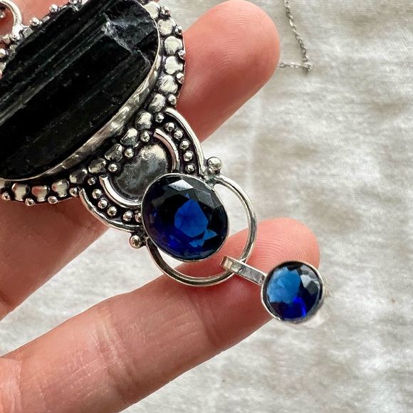 925 Gorgeous! Ornate RAW Black Tourmaline + Tanzanite Pendant Necklace - Picture 9 of 9